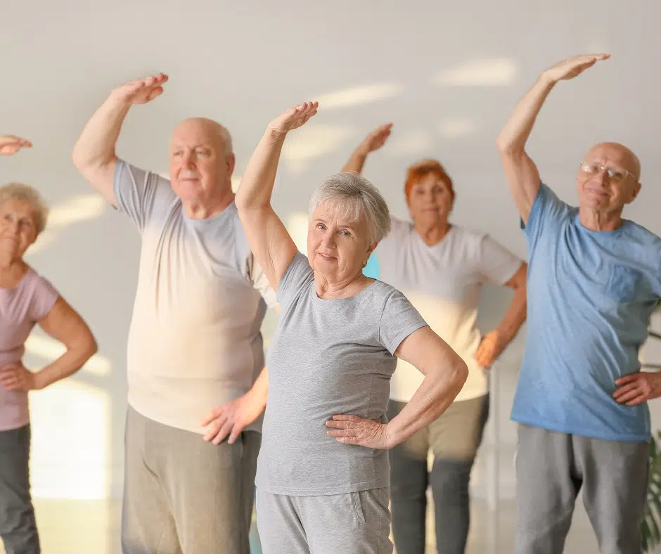 personnes âgées au sport